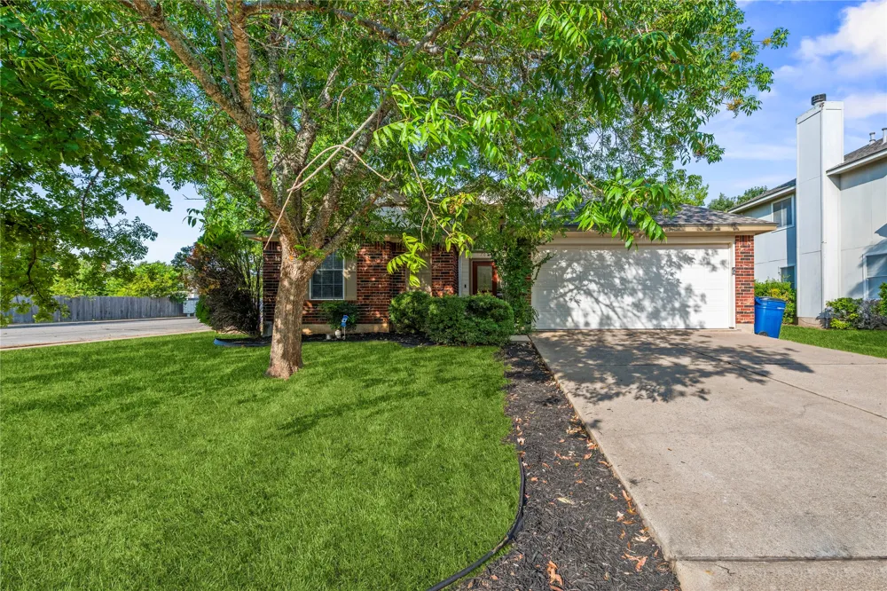 701 Sparkling Brook Lane Leander, TX 78641