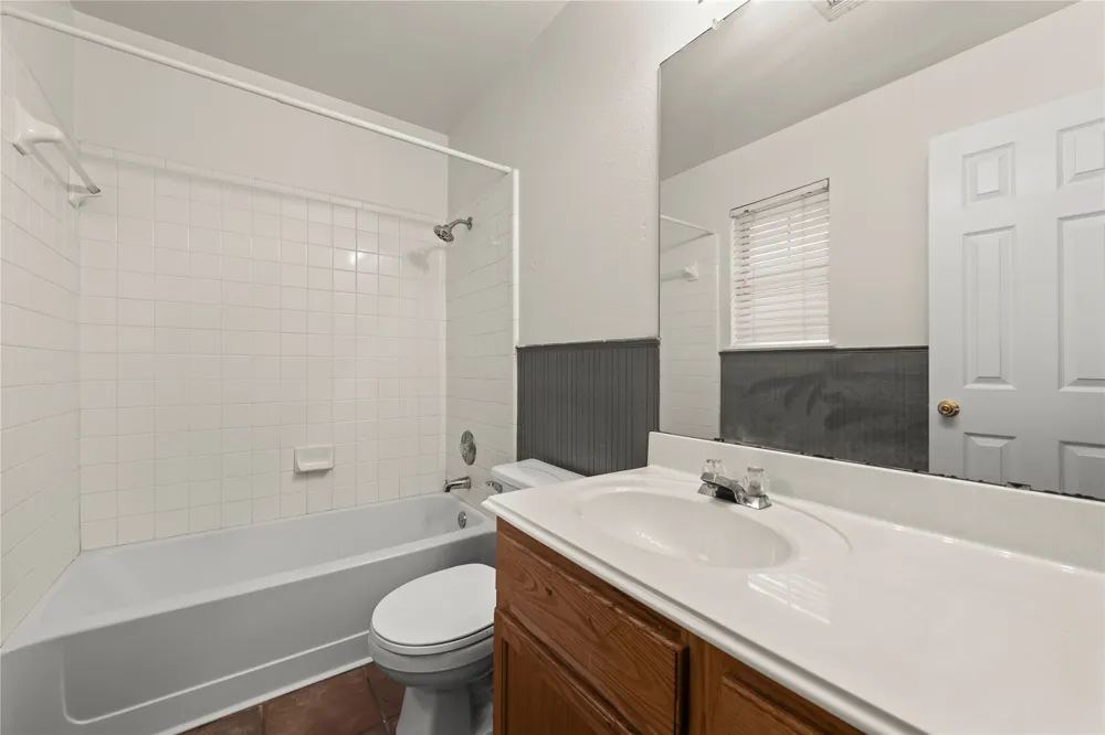 701 Sparkling Brook Lane Leander, TX 78641