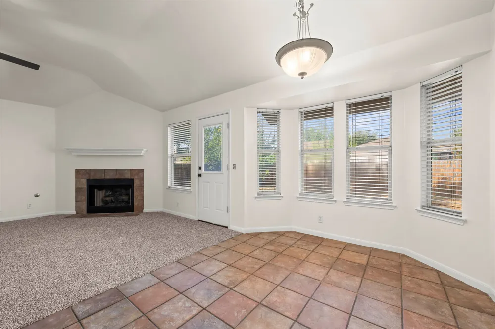 701 Sparkling Brook Lane Leander, TX 78641