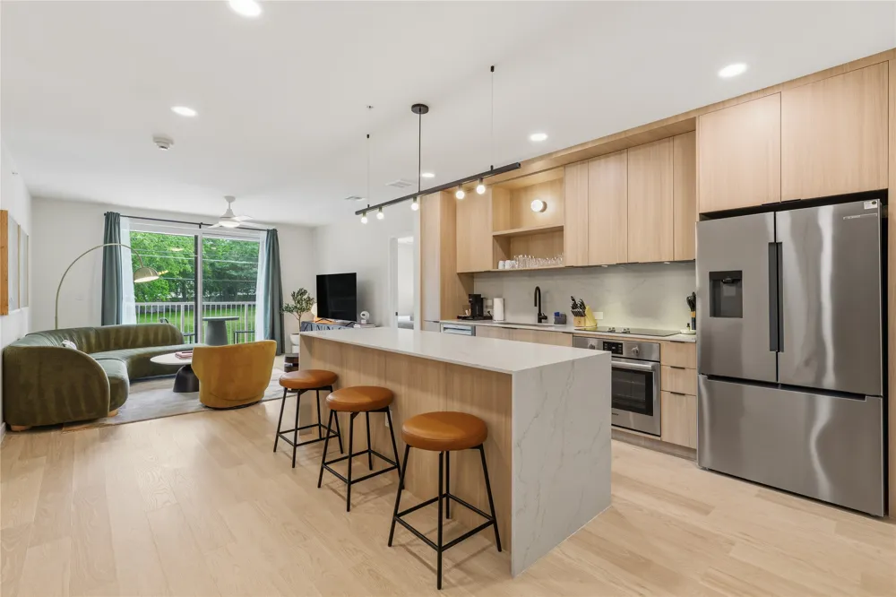 2323 S Lamar Boulevard #237 Austin, TX 78704