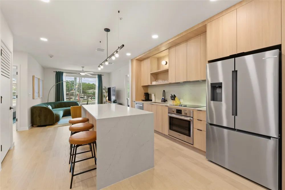 2323 S Lamar Boulevard #237 Austin, TX 78704