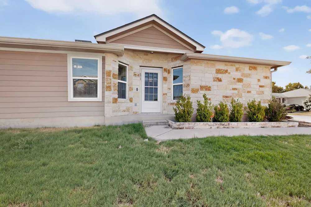 671 Tumlinson Fort Way Round Rock, TX 78664