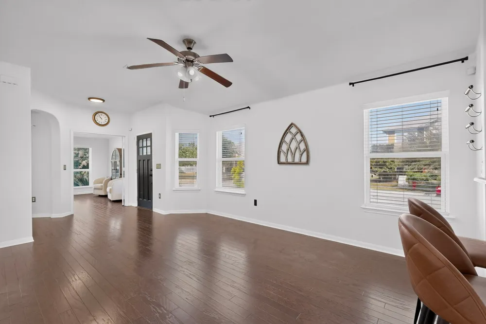671 Tumlinson Fort Way Round Rock, TX 78664