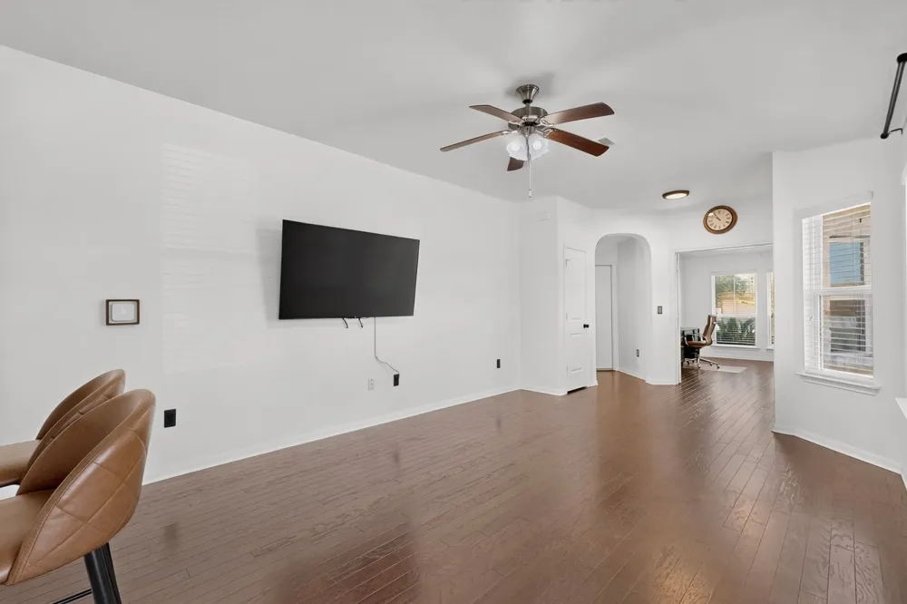 671 Tumlinson Fort Way Round Rock, TX 78664