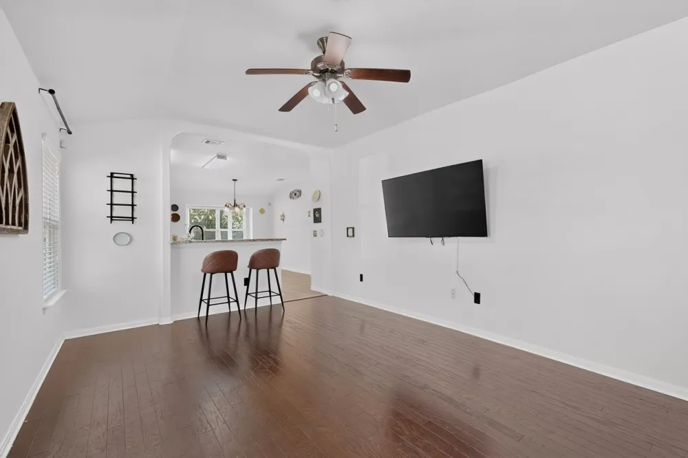 671 Tumlinson Fort Way Round Rock, TX 78664
