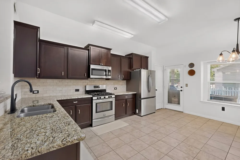 671 Tumlinson Fort Way Round Rock, TX 78664