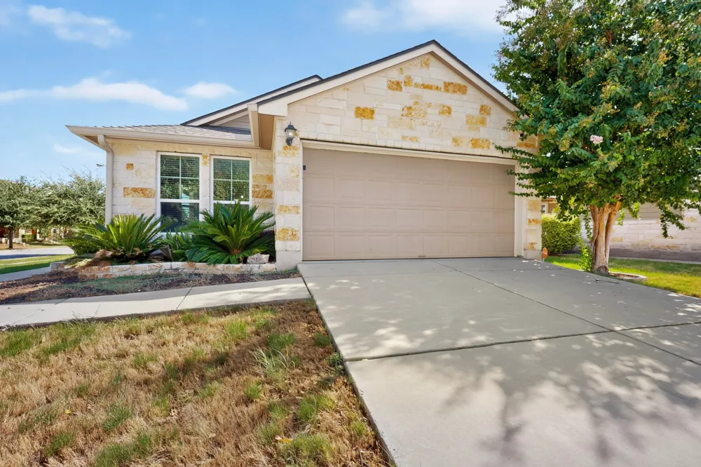 671 Tumlinson Fort Way Round Rock, TX 78664