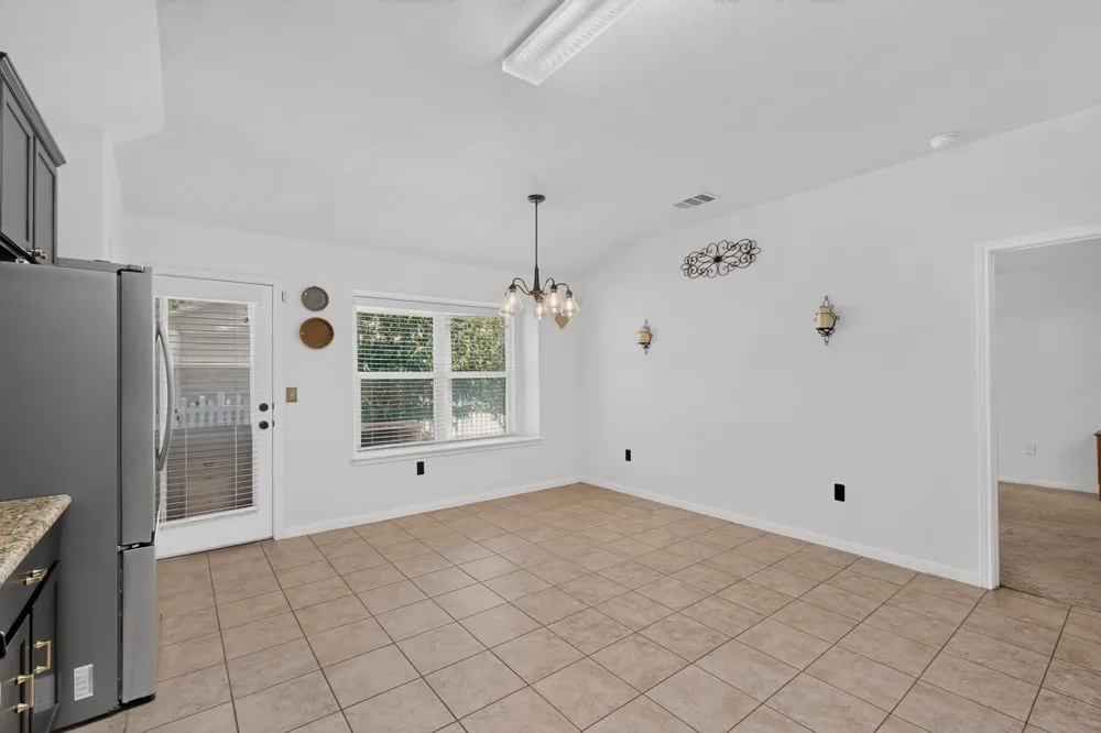 671 Tumlinson Fort Way Round Rock, TX 78664