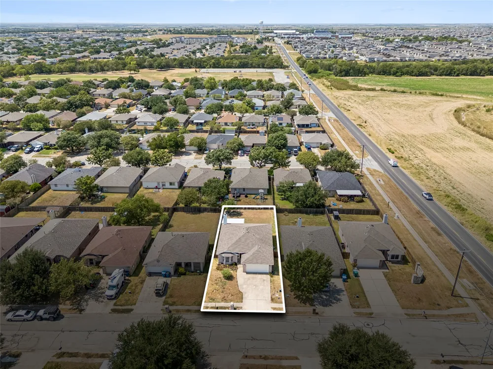 104 Cavalry Trail Elgin, TX 78621