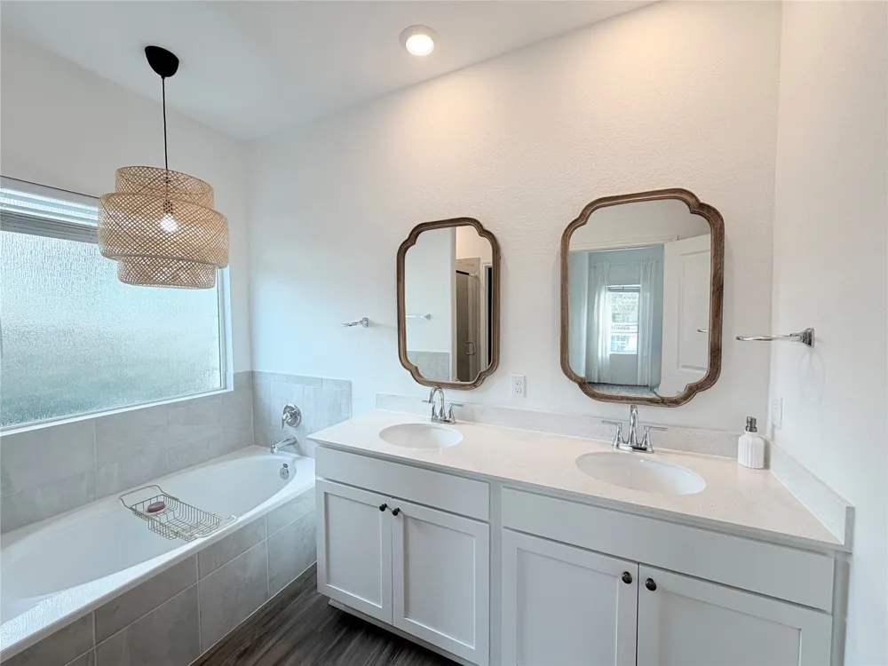 928 Legends Lane Georgetown, TX 78628