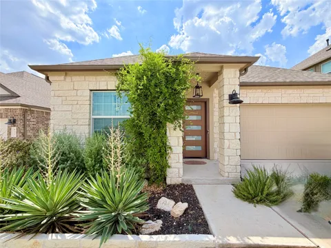 928 Legends Lane