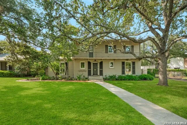 710 Wiltshire Terrell Hills, TX 78209
