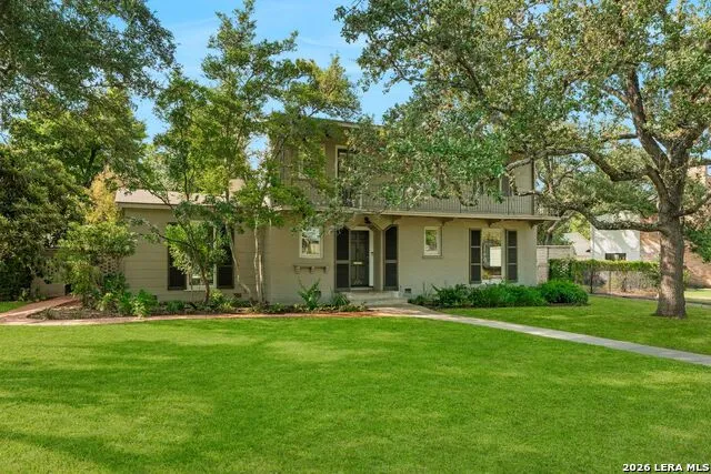 710 Wiltshire Terrell Hills, TX 78209