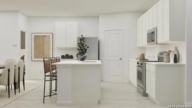 6170 Daphne Hill San Antonio, TX 78253
