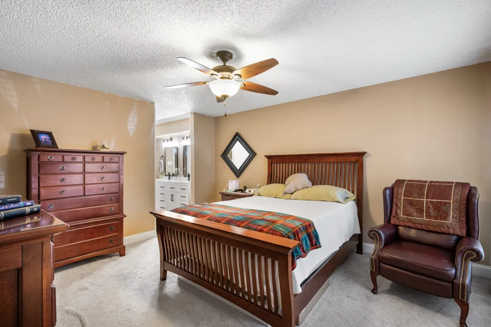 2781 Fairway Park Street Grand Prairie, TX 75050