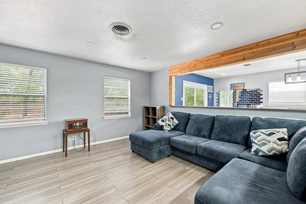 810 Arthur Drive Arlington, TX 76013