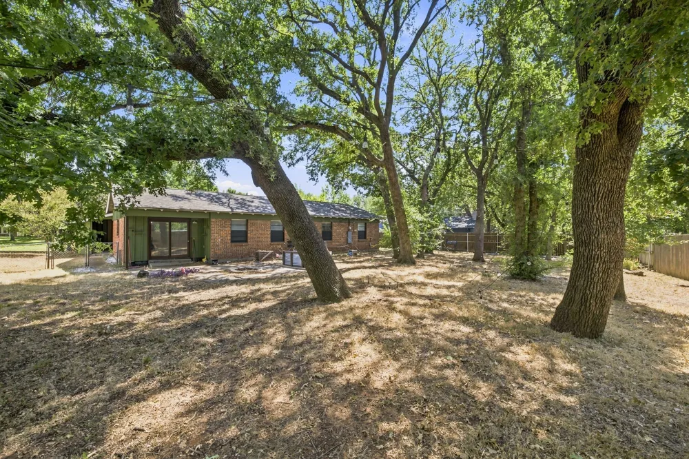 810 Arthur Drive Arlington, TX 76013