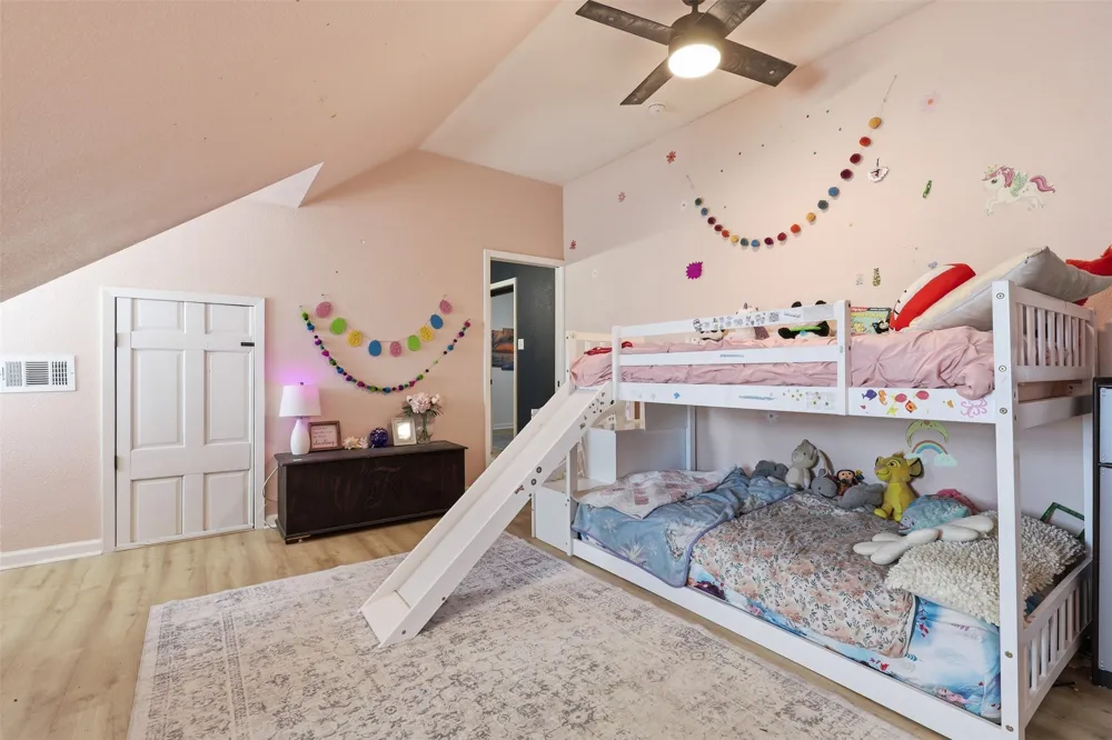 2116 Woodard Avenue Cleburne, TX 76033
