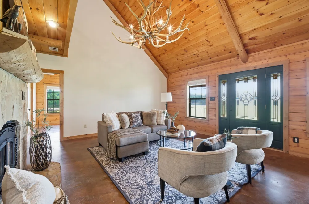 465 Emberson Ranch Road Pilot Point, TX 76258