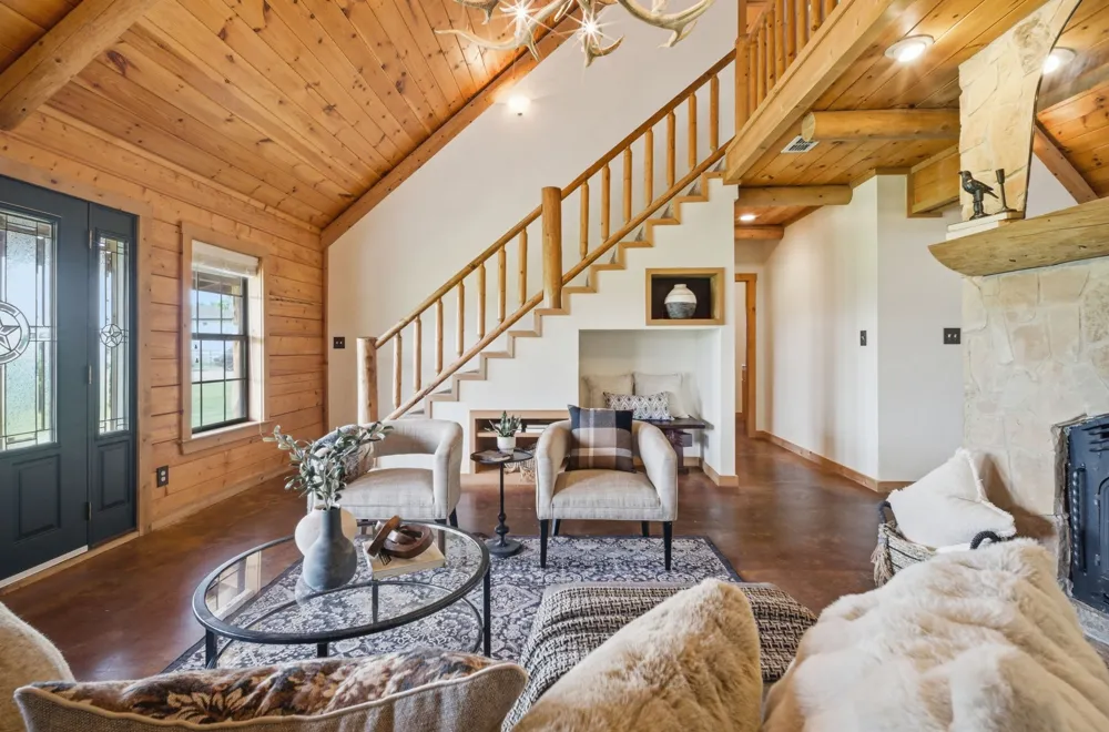 465 Emberson Ranch Road Pilot Point, TX 76258