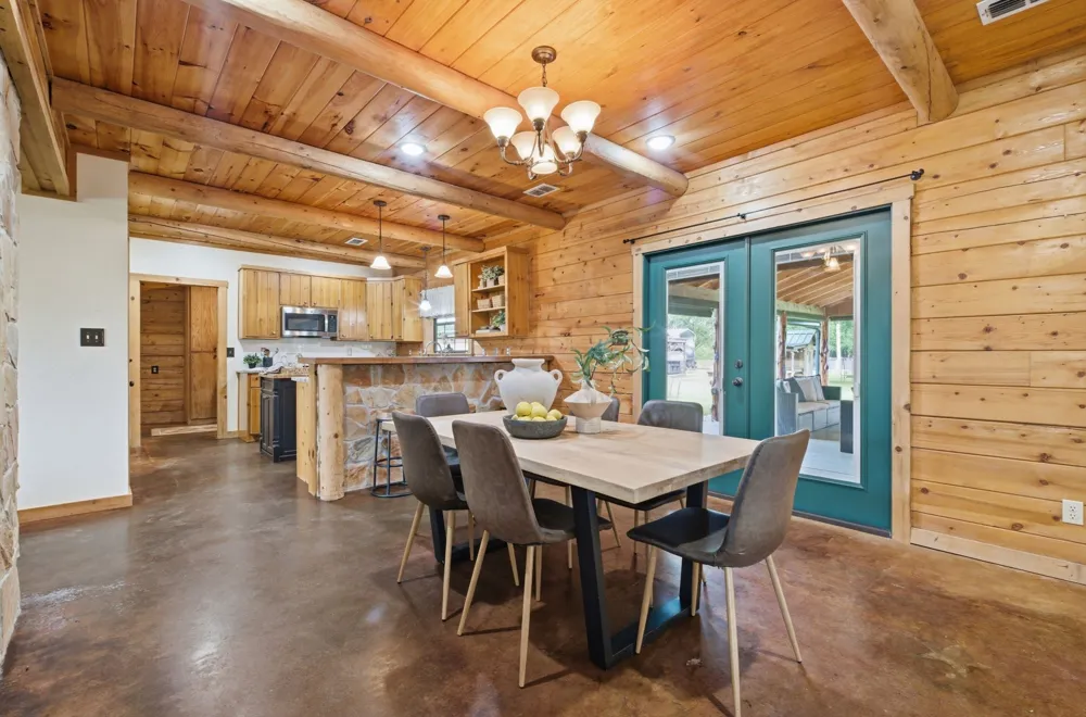 465 Emberson Ranch Road Pilot Point, TX 76258