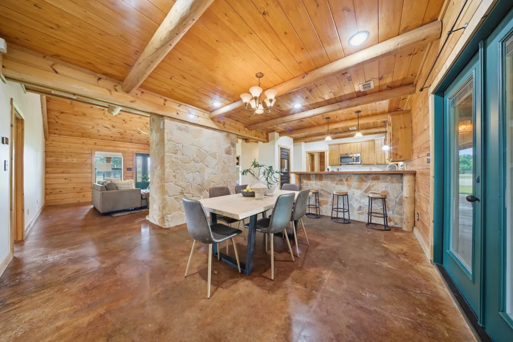 465 Emberson Ranch Road Pilot Point, TX 76258