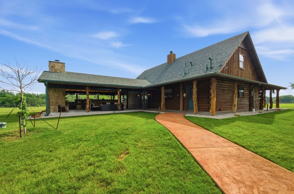 465 Emberson Ranch Road Pilot Point, TX 76258