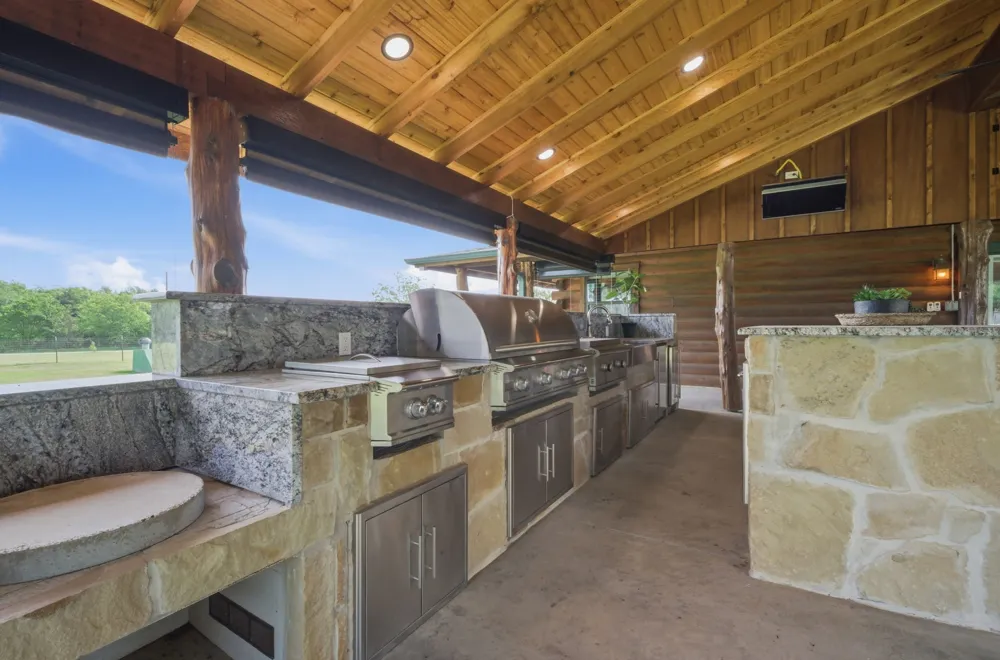 465 Emberson Ranch Road Pilot Point, TX 76258