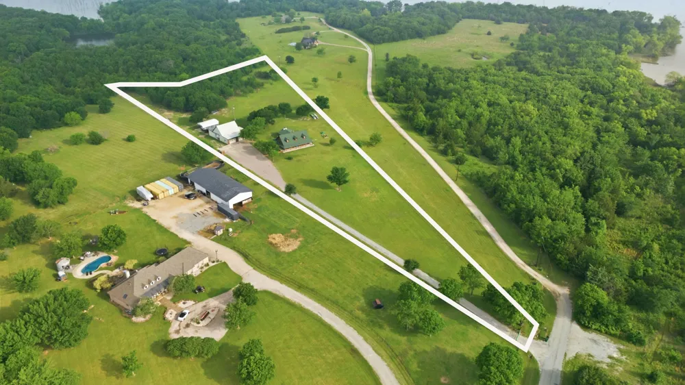 465 Emberson Ranch Road Pilot Point, TX 76258