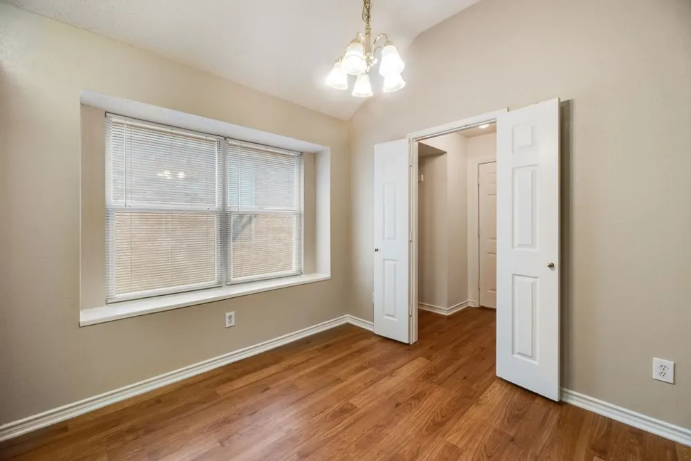 1557 Aberdeen Drive Lancaster, TX 75134