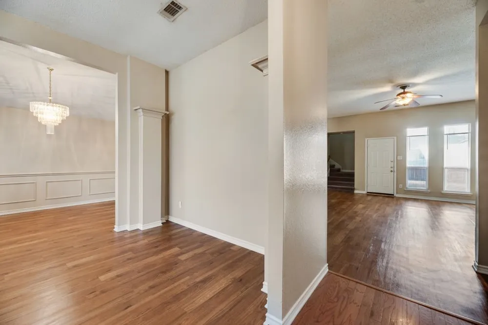 1557 Aberdeen Drive Lancaster, TX 75134