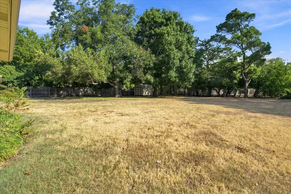 1713 E Mildred Street Sherman, TX 75090