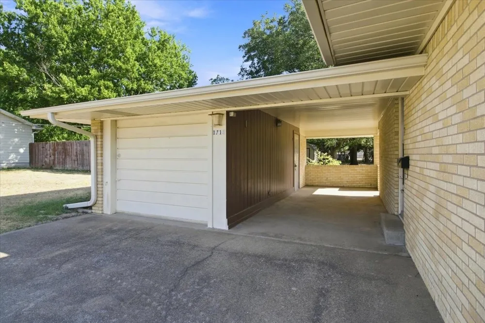 1713 E Mildred Street Sherman, TX 75090