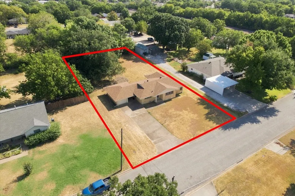 1713 E Mildred Street Sherman, TX 75090