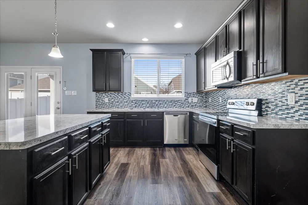 9141 Blackstone Drive Providence Village, TX 76227