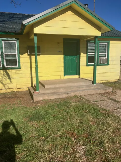 739 Iberis Road S #1