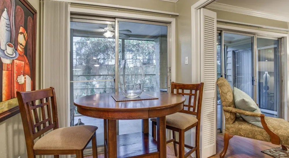 10220 Memorial Drive #D32 Houston, TX 77024