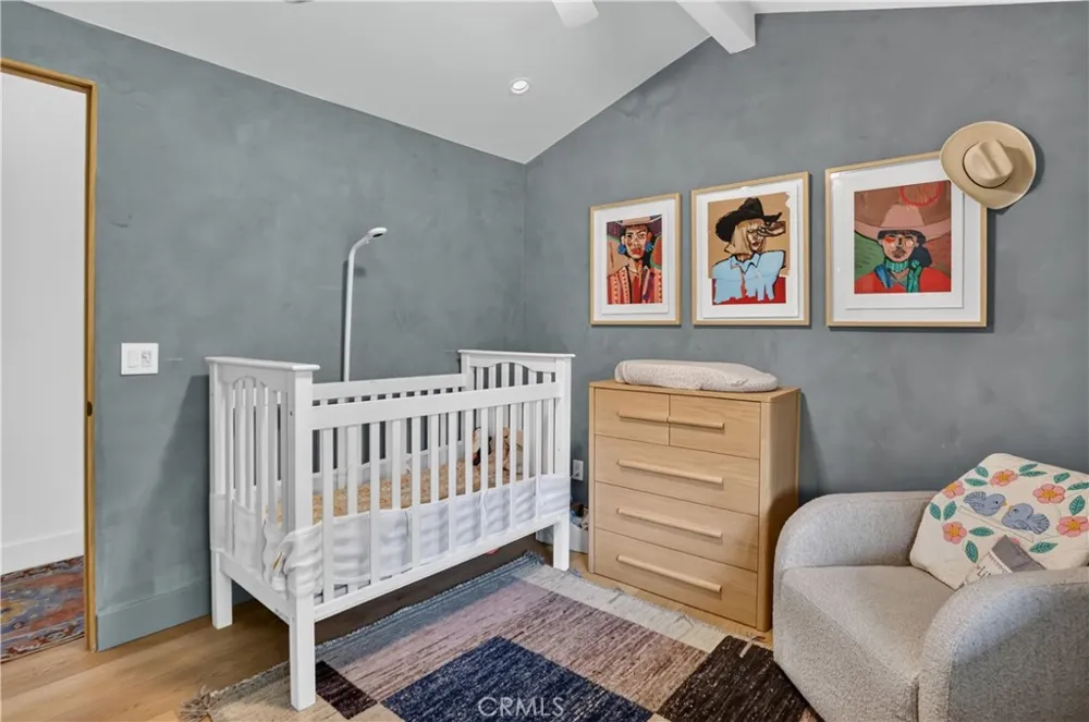 184 E Bay Costa Mesa, CA 92627