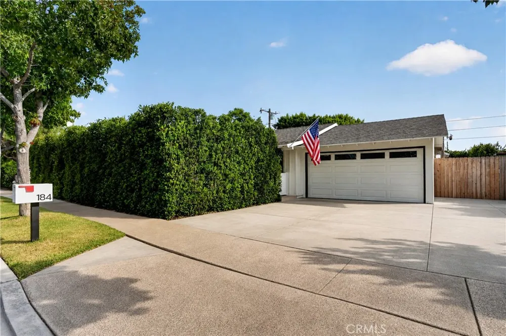 184 E Bay Costa Mesa, CA 92627
