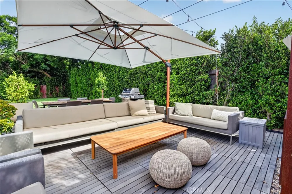 184 E Bay Costa Mesa, CA 92627