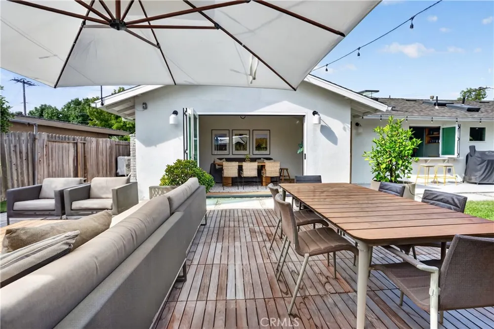 184 E Bay Costa Mesa, CA 92627