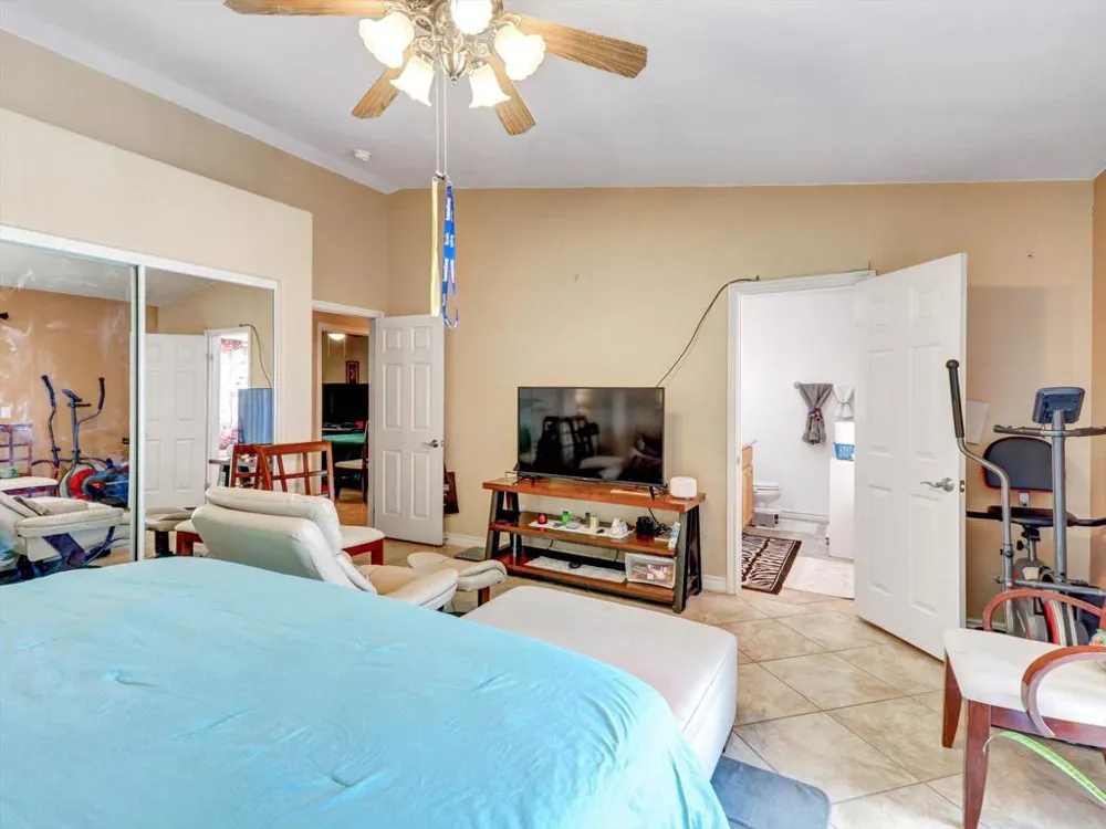 1426 Catalina Avenue Salton City, CA 92274