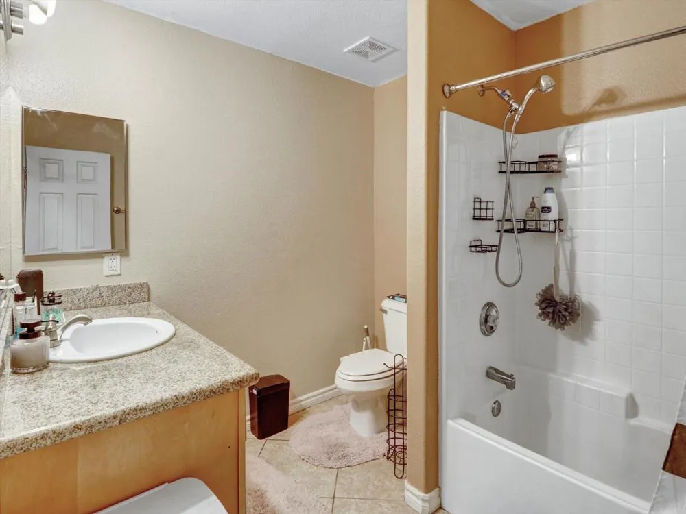 1426 Catalina Avenue Salton City, CA 92274