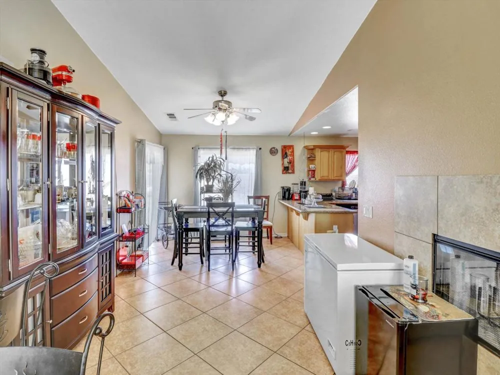 1426 Catalina Avenue Salton City, CA 92274