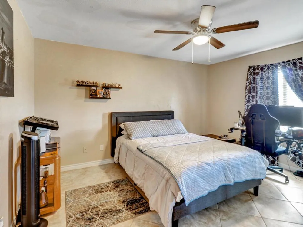 1426 Catalina Avenue Salton City, CA 92274
