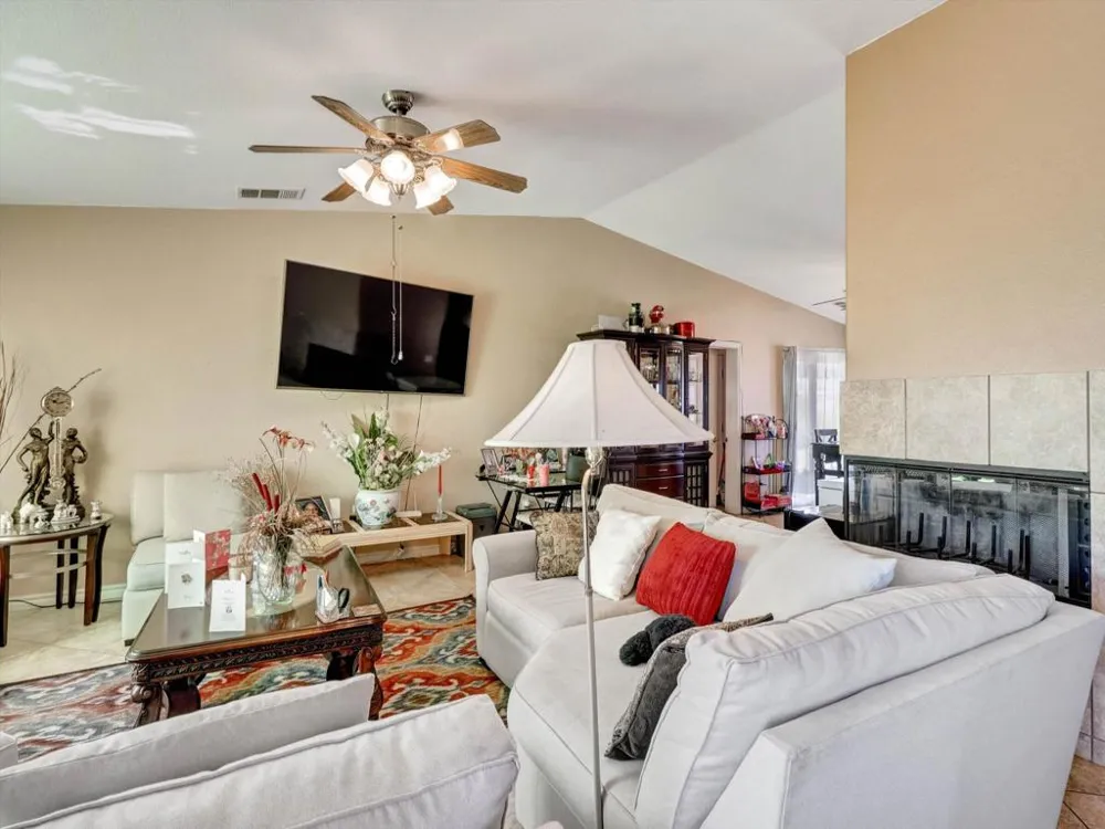 1426 Catalina Avenue Salton City, CA 92274
