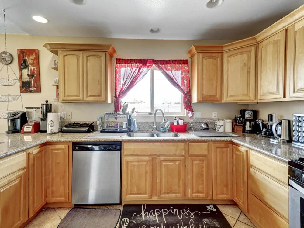 1426 Catalina Avenue Salton City, CA 92274