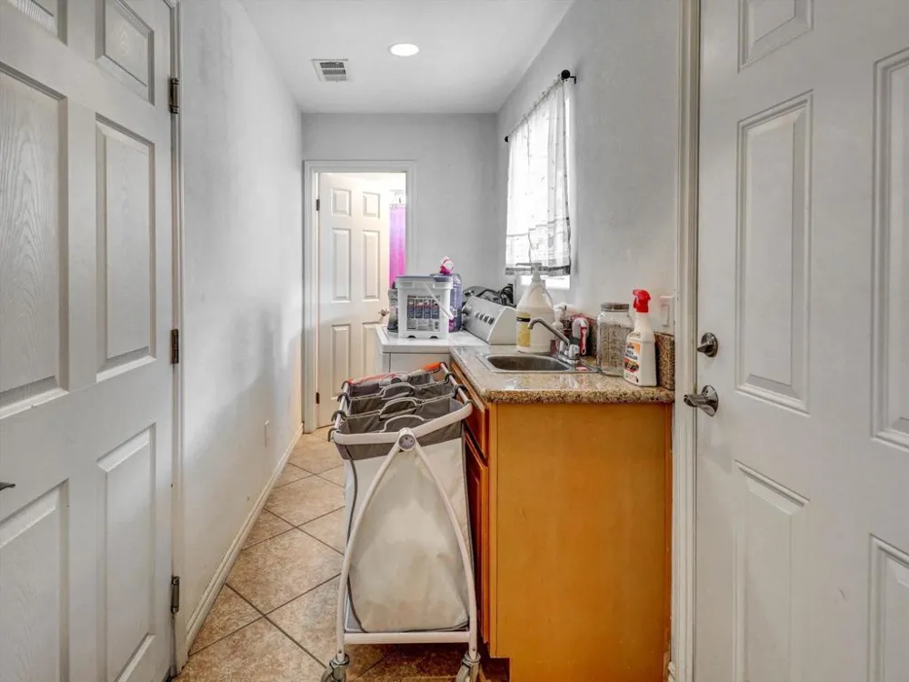 1426 Catalina Avenue Salton City, CA 92274
