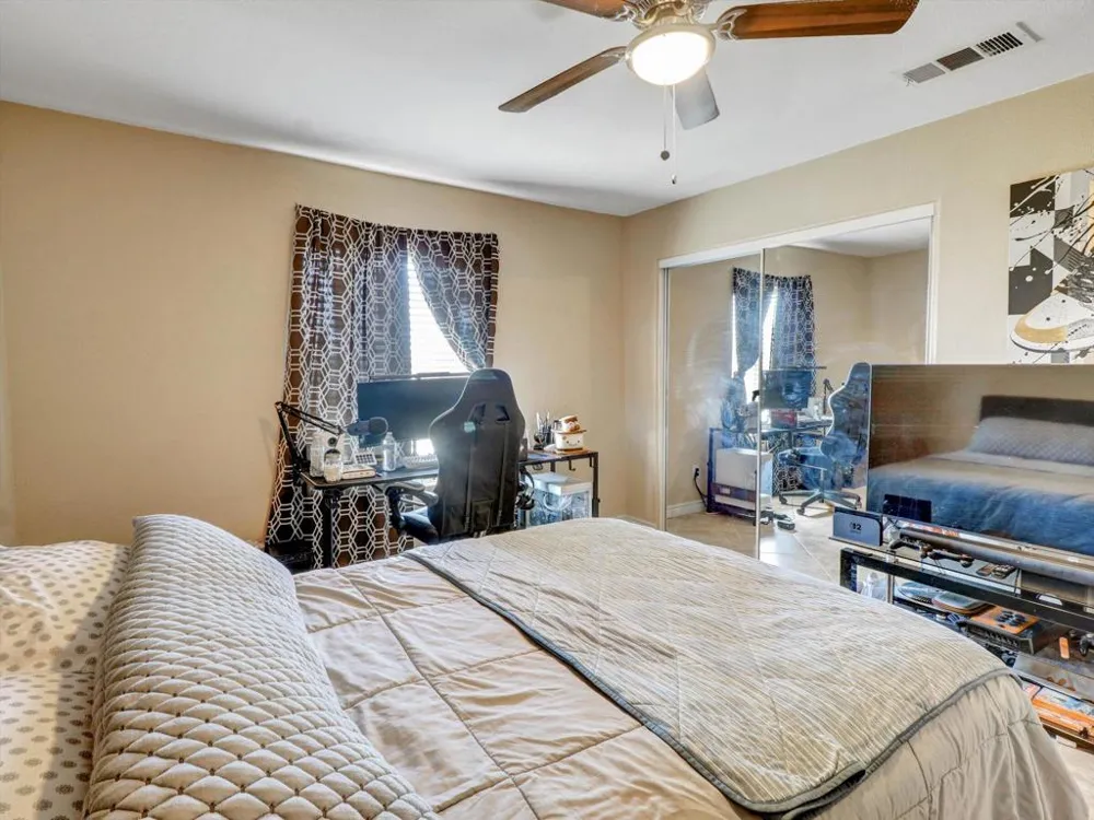 1426 Catalina Avenue Salton City, CA 92274