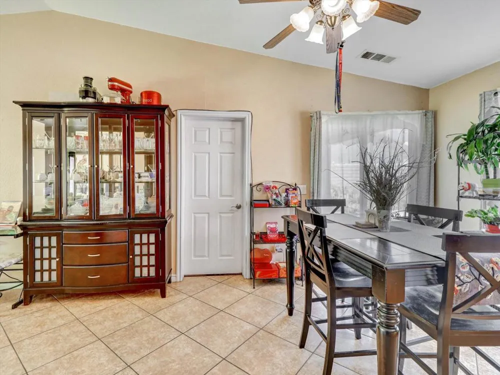 1426 Catalina Avenue Salton City, CA 92274